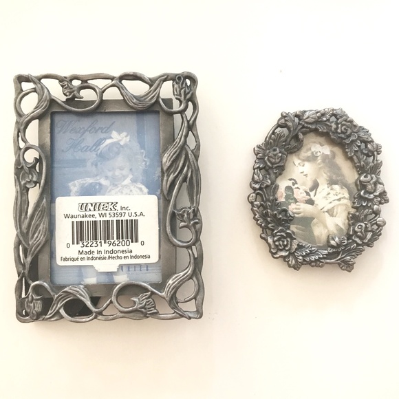 NWOT Ornate Miniature Metal Photo Frames - Picture 1 of 2